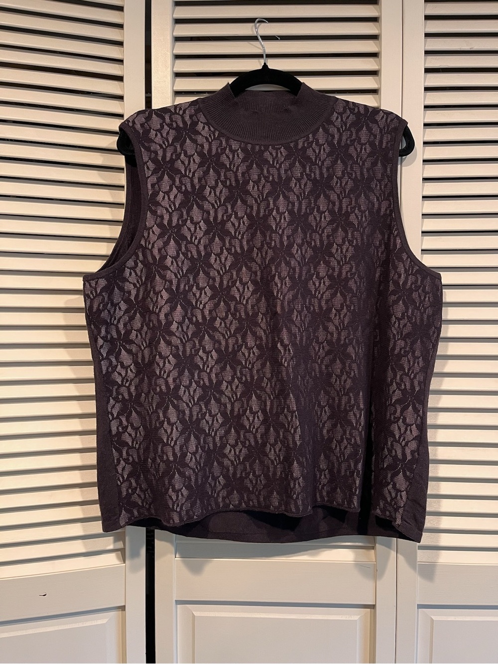 🖤 Norton McNaughton Sleeveless Lace Overlay Top - black — NWT!